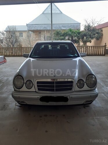 Mercedes E 240 1999, 248,000 km - 2.4 л - Bakı