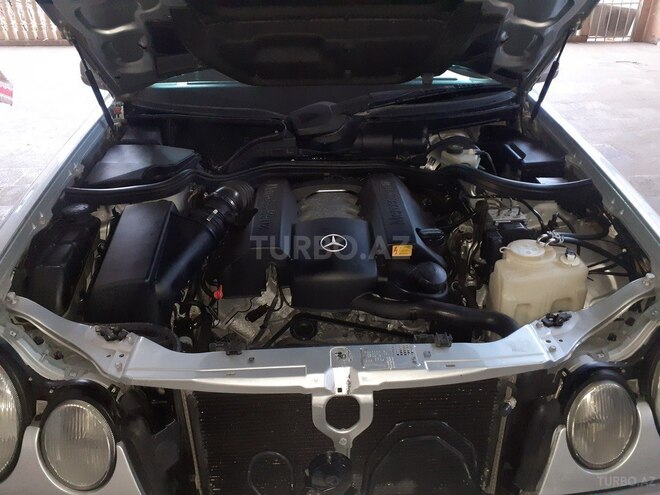 Mercedes E 240 1999, 248,000 km - 2.4 л - Bakı