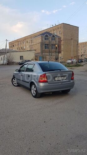 Opel Astra 2000, 260,000 km - 1.6 l - Bakı