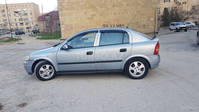 Opel Astra 2000, 260,000 km - 1.6 l - Bakı
