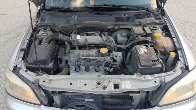 Opel Astra 2000, 260,000 km - 1.6 l - Bakı