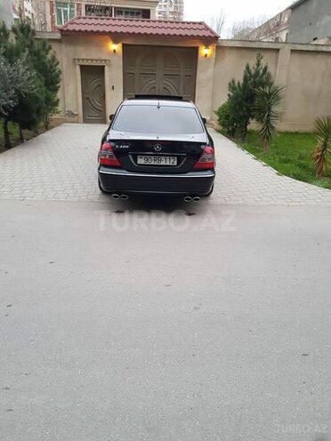 Mercedes E 320 2004, 236,000 km - 3.2 л - Bakı