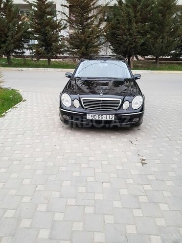 Mercedes E 320 2004, 236,000 km - 3.2 л - Bakı