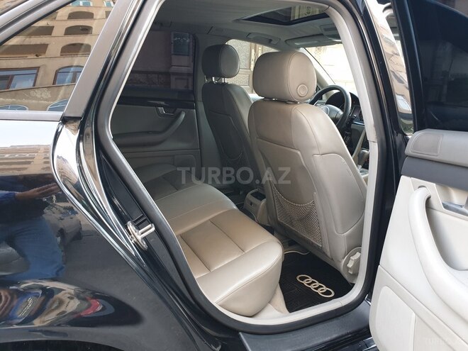 Audi A4 2003, 203,600 km - 1.8 l - Bakı