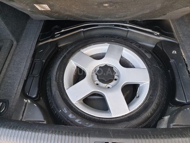 Audi A4 2003, 203,600 km - 1.8 l - Bakı
