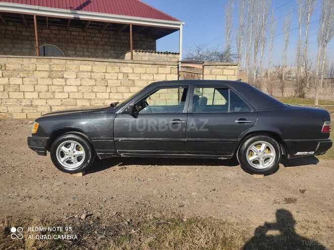Mercedes E 250 1990, 354,000 km - 2.5 л - Gəncə