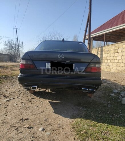 Mercedes E 250 1990, 354,000 km - 2.5 л - Gəncə