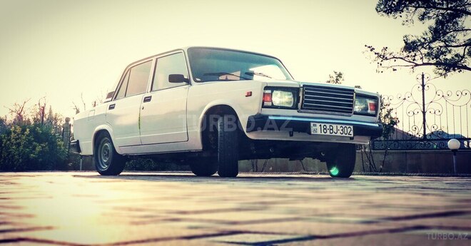 LADA (VAZ) 2107 2007, 172,000 km - 1.6 l - Şirvan