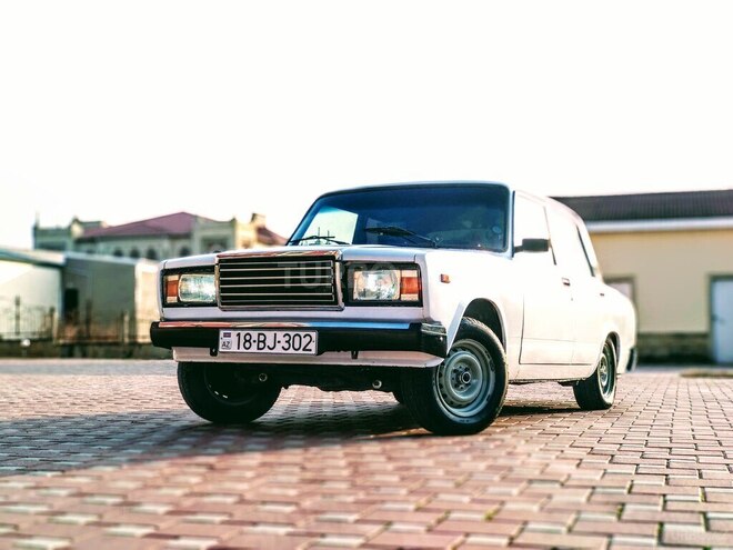 LADA (VAZ) 2107 2007, 172,000 km - 1.6 l - Şirvan