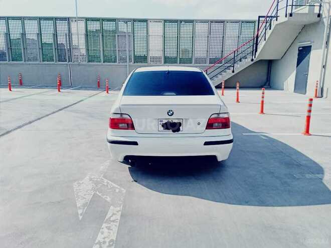 BMW 525 2001, 246,000 km - 2.5 l - Bakı