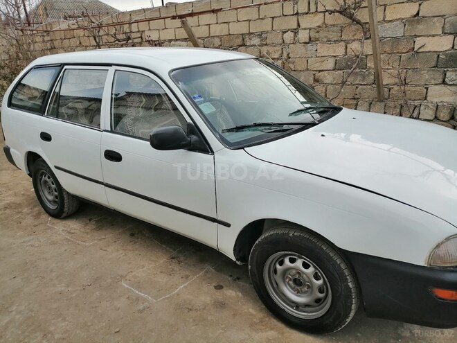 Toyota Corolla 1995, 350,000 km - 1.3 l - Bakı