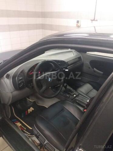 BMW 318 1993, 230,000 km - 1.8 л - Bakı