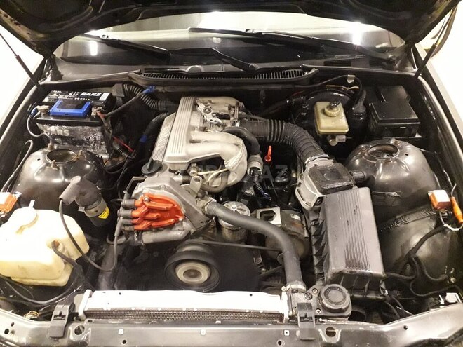 BMW 318 1993, 230,000 km - 1.8 л - Bakı