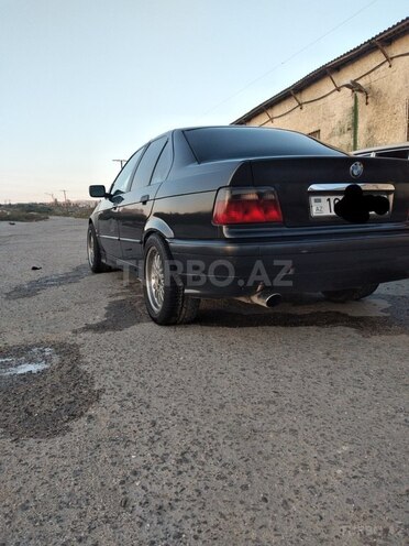 BMW 318 1993, 230,000 km - 1.8 л - Bakı