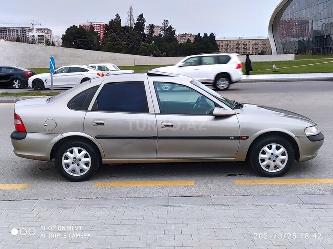Opel Vectra 1997, 350,000 km - 1.8 л - Bakı