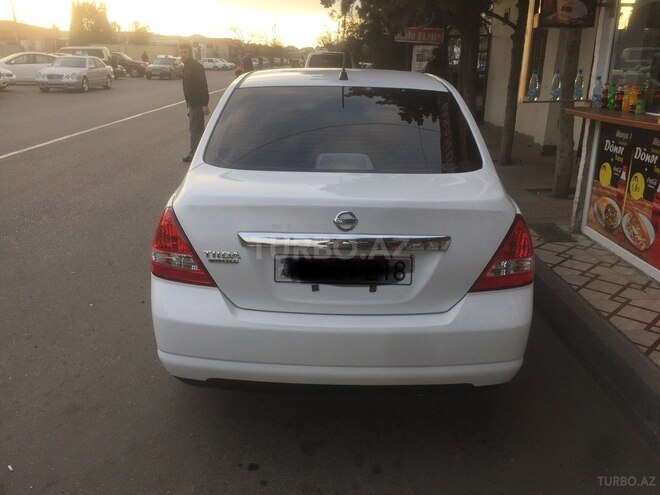 Nissan Tiida 2011, 38,735 km - 1.5 l - Bakı