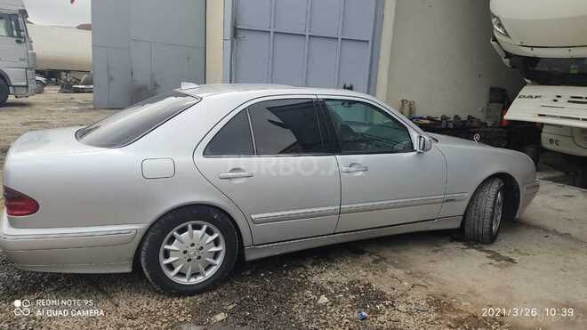 Mercedes E 240 2001, 346,692 km - 2.4 l - Bakı