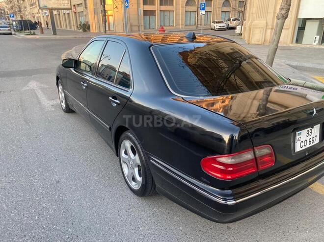 Mercedes E 320 2002, 305,000 km - 3.2 l - Bakı