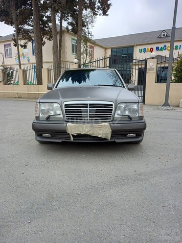 Mercedes E 300 1991, 235,000 km - 3.0 l - Bakı