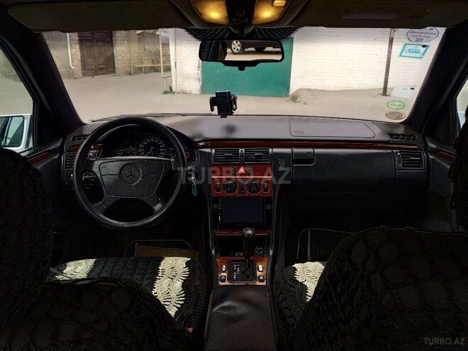 Mercedes E 230 1996, 480,000 km - 2.3 l - Bakı