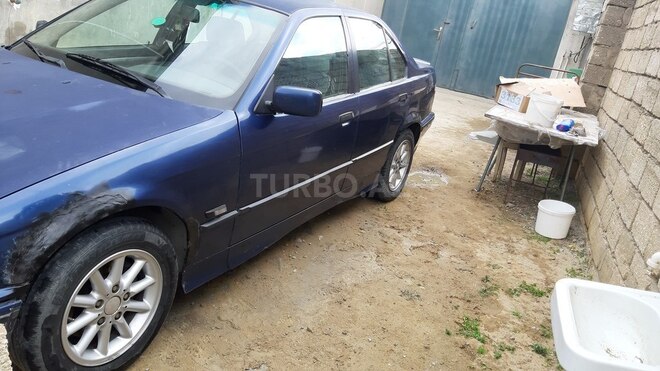 BMW 318 1998, 349,000 km - 1.8 l - Bakı