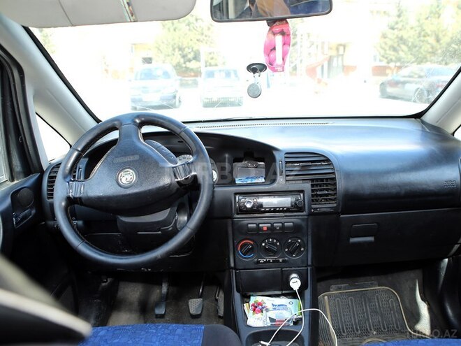 Opel Zafira 1999, 321,426 km - 1.8 l - Sumqayıt
