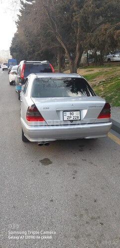 Mercedes C 230 1999, 277,000 km - 2.3 l - Bakı