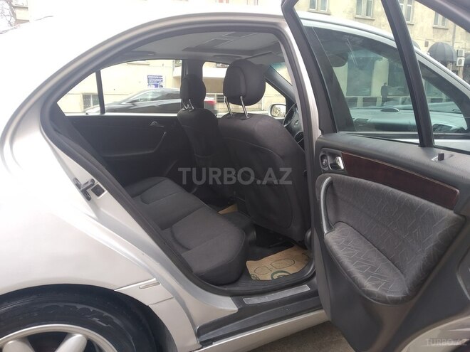 Mercedes C 240 2000, 240,311 km - 2.6 l - Bakı