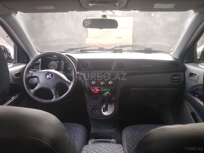 Mitsubishi Airtrek 2001, 404,000 km - 2.4 l - Göygöl