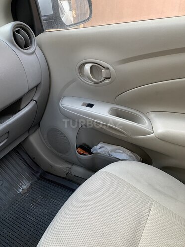 Nissan Sunny 2013, 215,000 km - 1.6 л - Bakı
