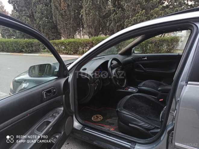 Volkswagen Passat 2002, 293,786 km - 1.8 л - Sumqayıt
