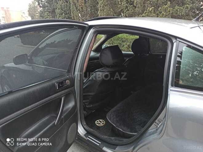 Volkswagen Passat 2002, 293,786 km - 1.8 л - Sumqayıt