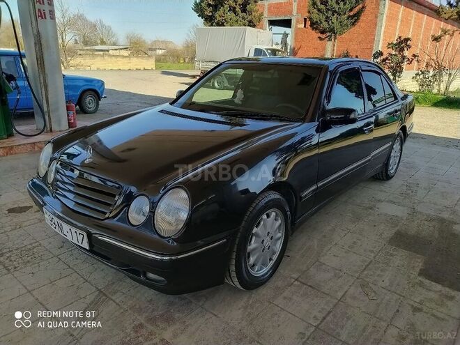 Mercedes E 220 2002, 350,000 km - 2.2 л - Bakı