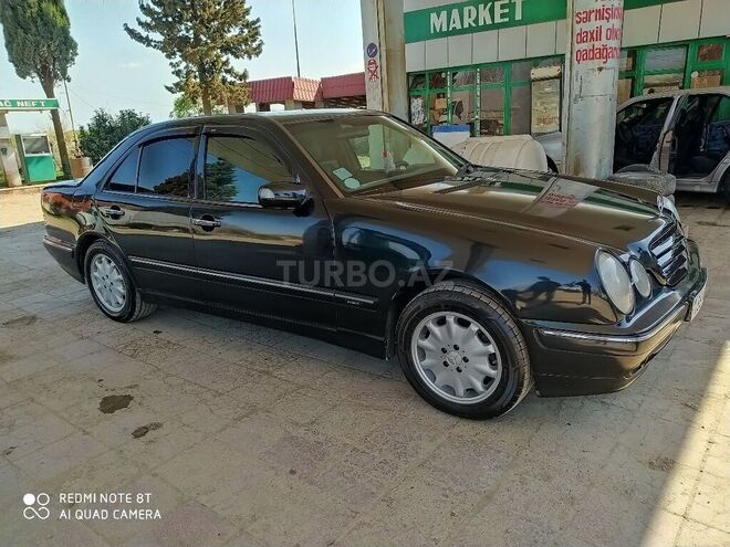 Mercedes E 220 2002, 350,000 km - 2.2 л - Bakı