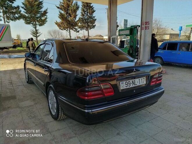 Mercedes E 220 2002, 350,000 km - 2.2 л - Bakı
