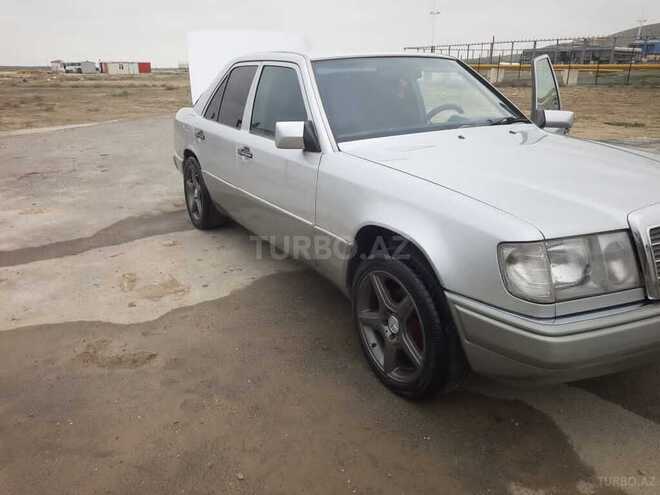 Mercedes  1990, 111,111 km - 2.0 l - Hacıqabul