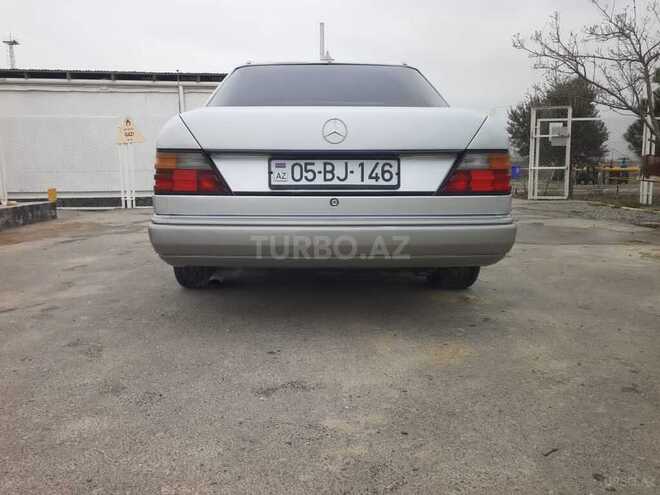 Mercedes  1990, 111,111 km - 2.0 l - Hacıqabul