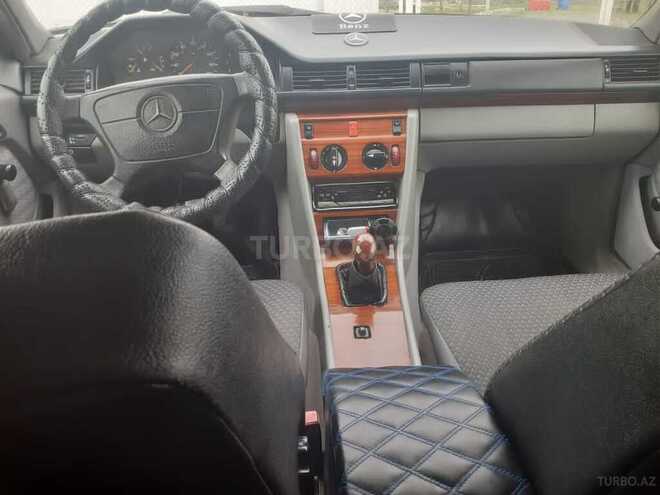 Mercedes  1990, 111,111 km - 2.0 l - Hacıqabul