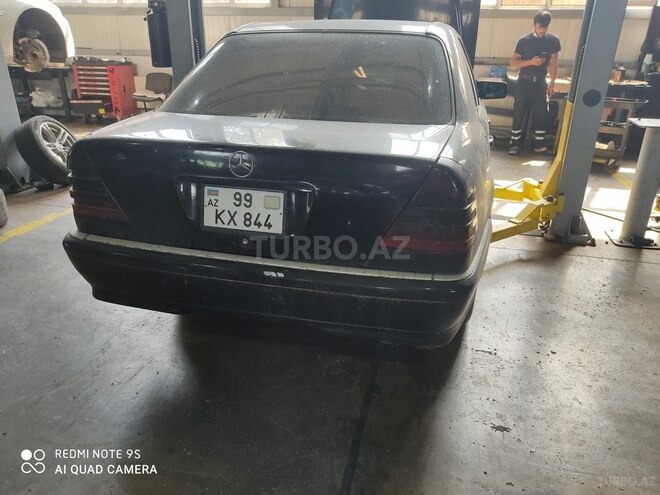 Mercedes C 230 1997, 285,300 km - 2.3 l - Bakı