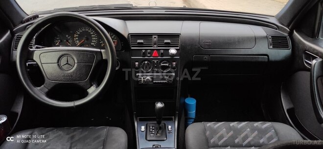 Mercedes C 200 2000, 402,000 km - 2.0 l - Bakı