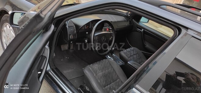 Mercedes C 200 2000, 402,000 km - 2.0 l - Bakı