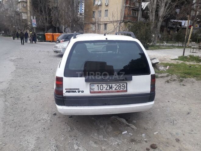 Opel Astra 1994, 313,000 km - 1.7 l - Bakı