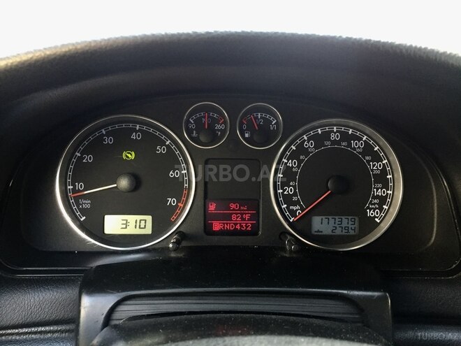 Volkswagen Passat 2003, 171,000 km - 1.8 l - Bakı