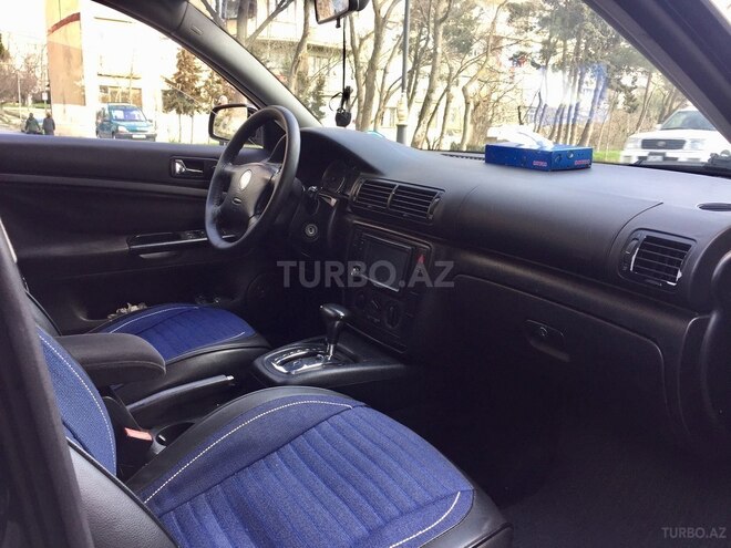 Volkswagen Passat 2003, 171,000 km - 1.8 l - Bakı