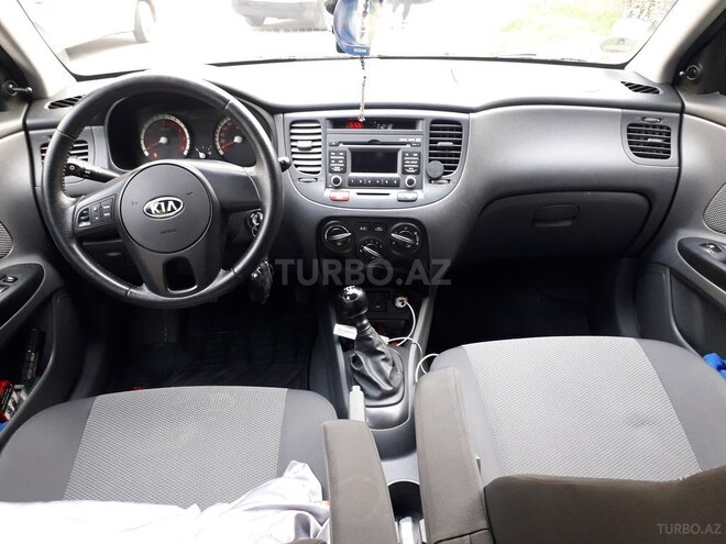Kia Rio 2010, 129,000 km - 1.4 l - Bakı
