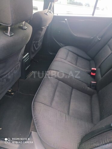 Mercedes C 240 1999, 268,000 km - 2.4 л - Bakı