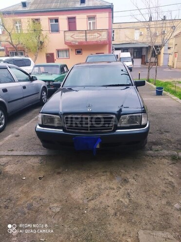 Mercedes C 240 1999, 268,000 km - 2.4 л - Bakı