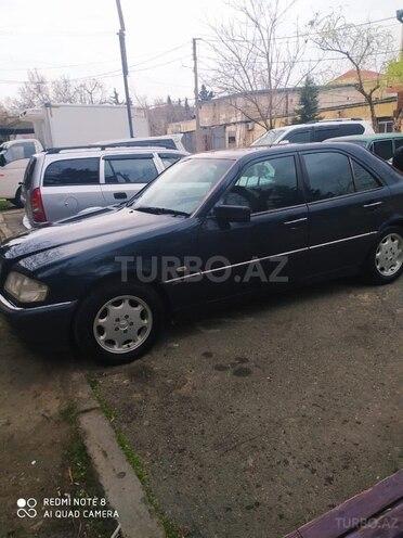 Mercedes C 240 1999, 268,000 km - 2.4 л - Bakı