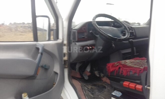 Mercedes Sprinter 313 1998, 245,000 km - 2.9 л - Gəncə