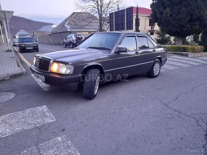 Mercedes 190 1991, 248,000 km - 2.5 l - Oğuz